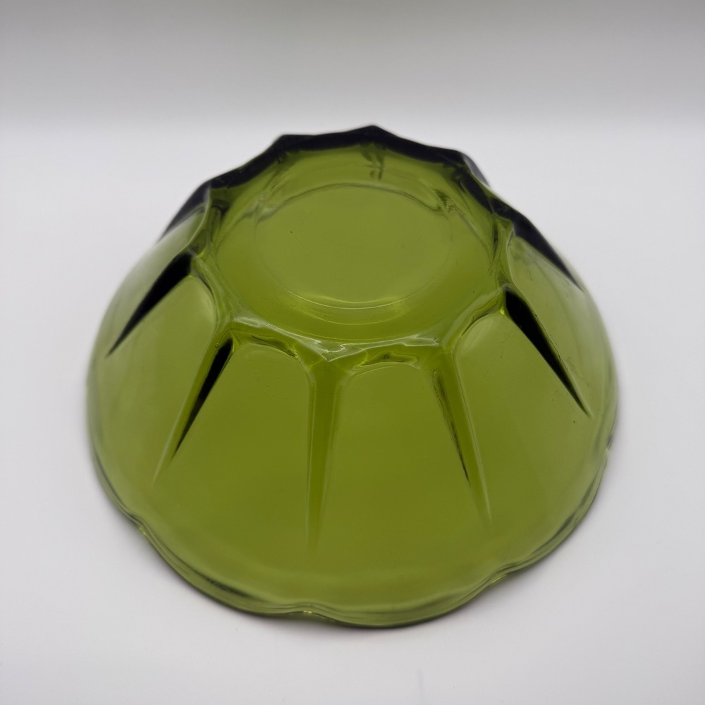 Anchor Hocking Swedish Modern Dessert Bowl 8" Avocado Green Vintage - Picture 6 of 7